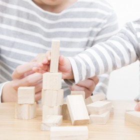 今年の10月から、育児休業を子が2歳になるまで再延長できるように!